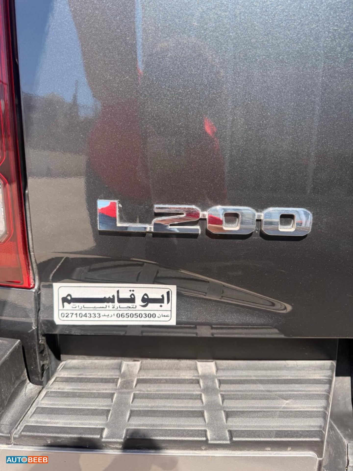 Mitsubishi L200 2025