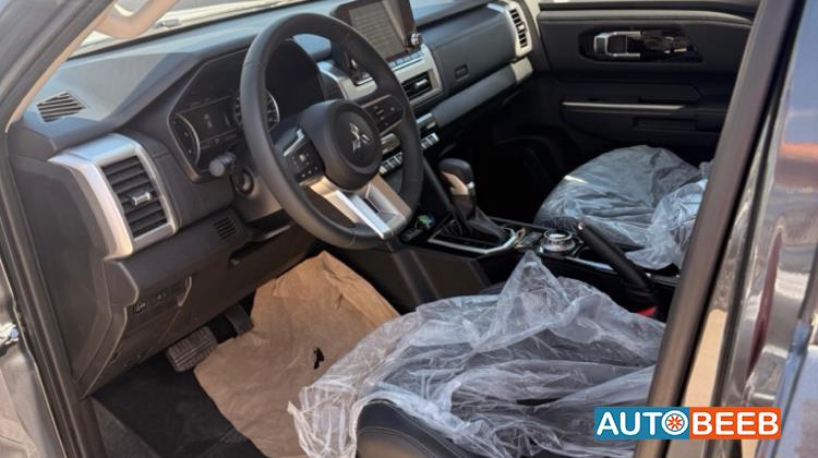 Mitsubishi L200 2025