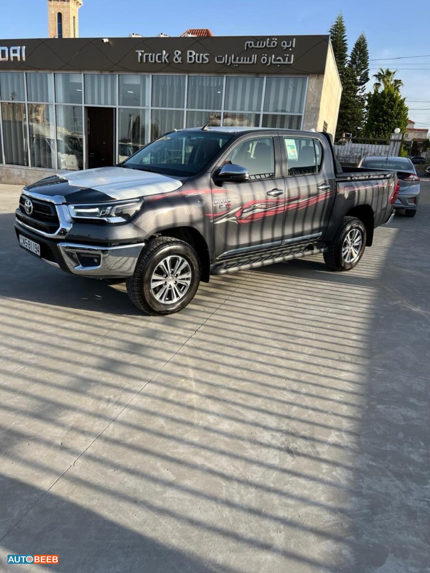 Toyota Hilux 2024