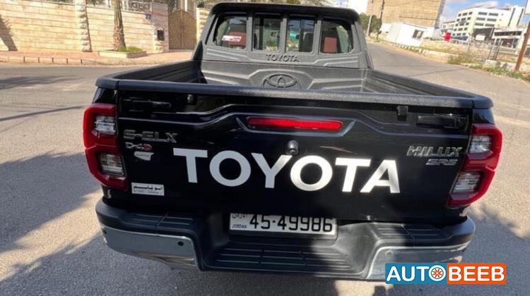 Toyota Hilux 2024