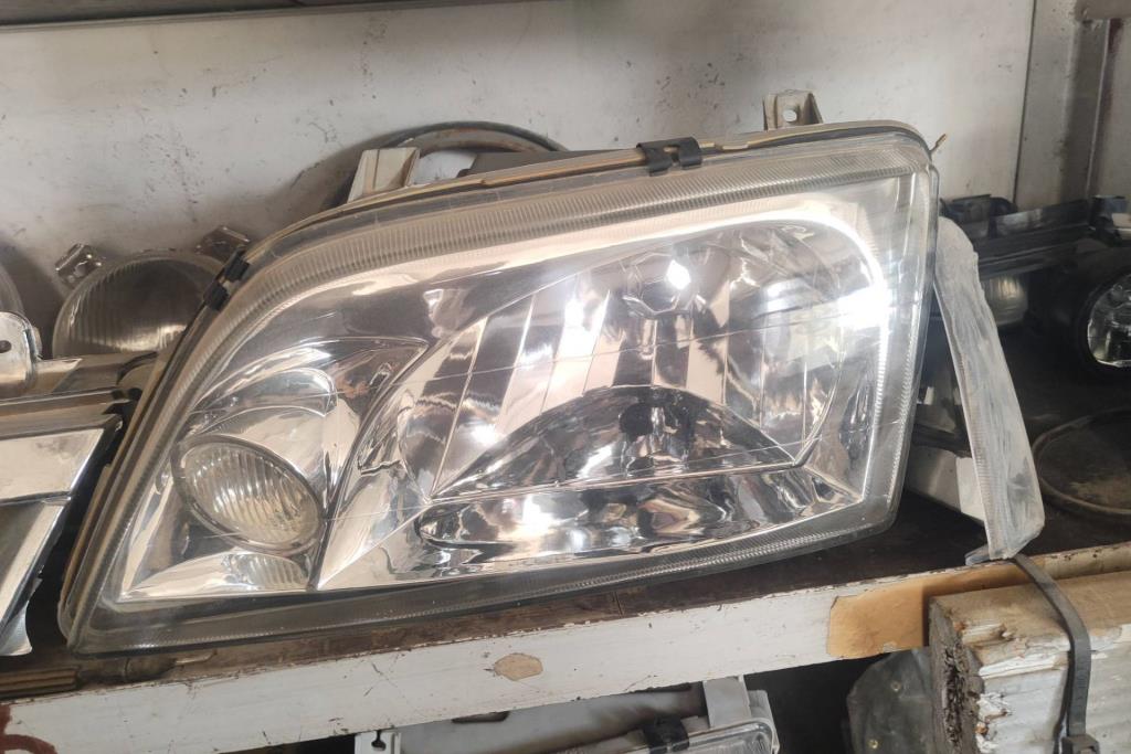 ضوء يمين شمال أوبل اوميجا 1990 1991 1992 1993 1994