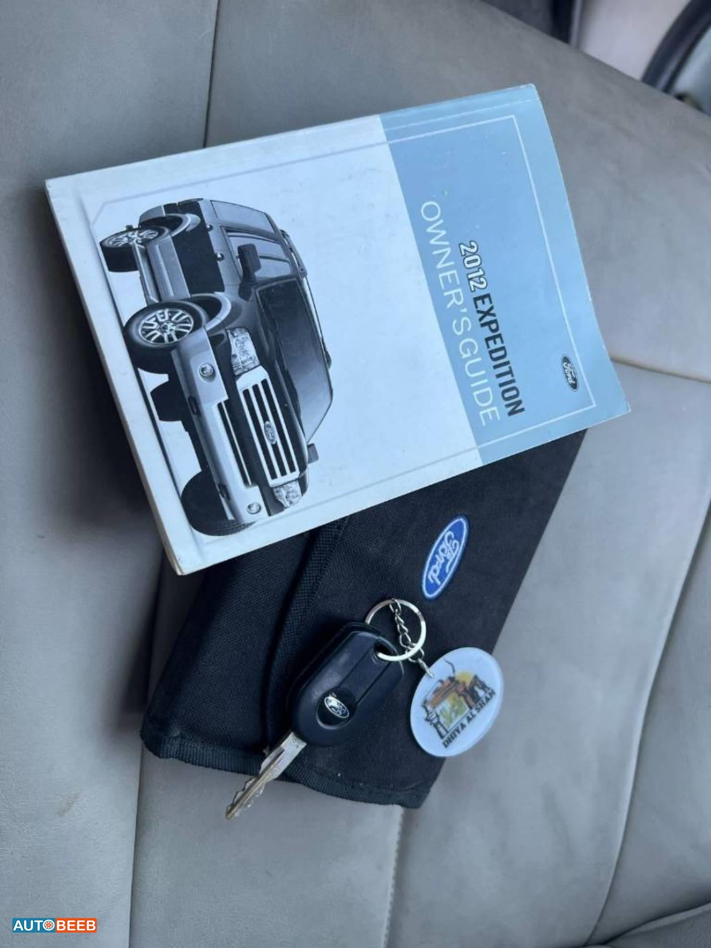 Ford Expedition 2012