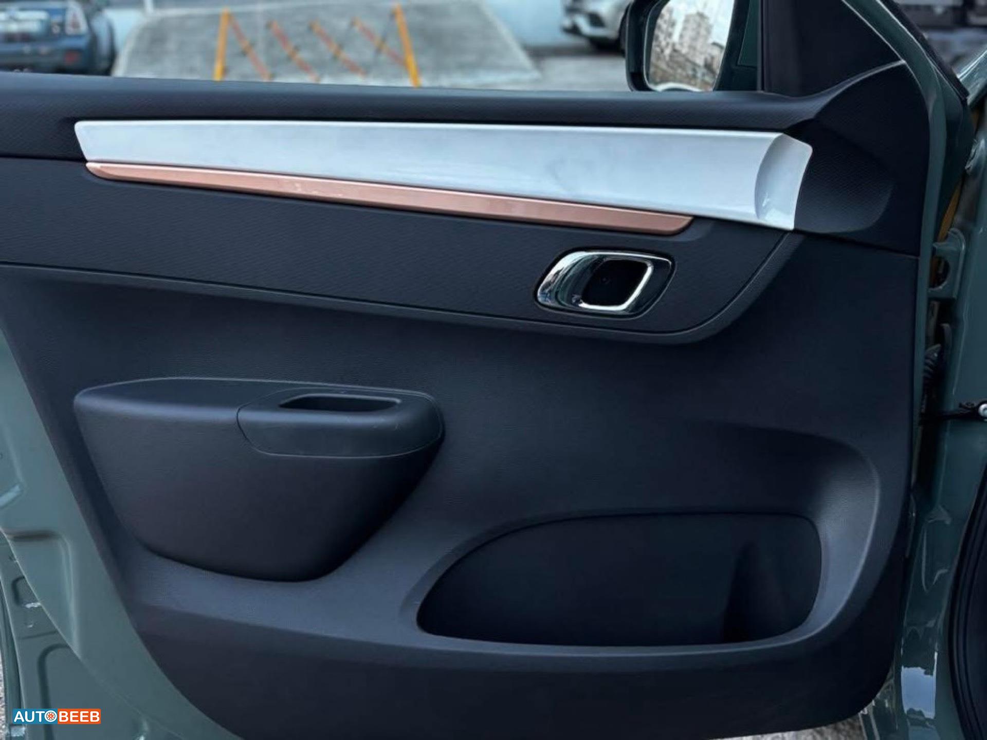 دونج فينج EX1 2023