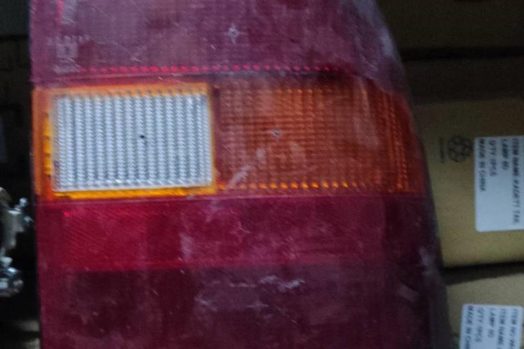 ضوء خلفي يمين شمال اوبل فيكترا 1990 1991 1992 1993 1994 1995