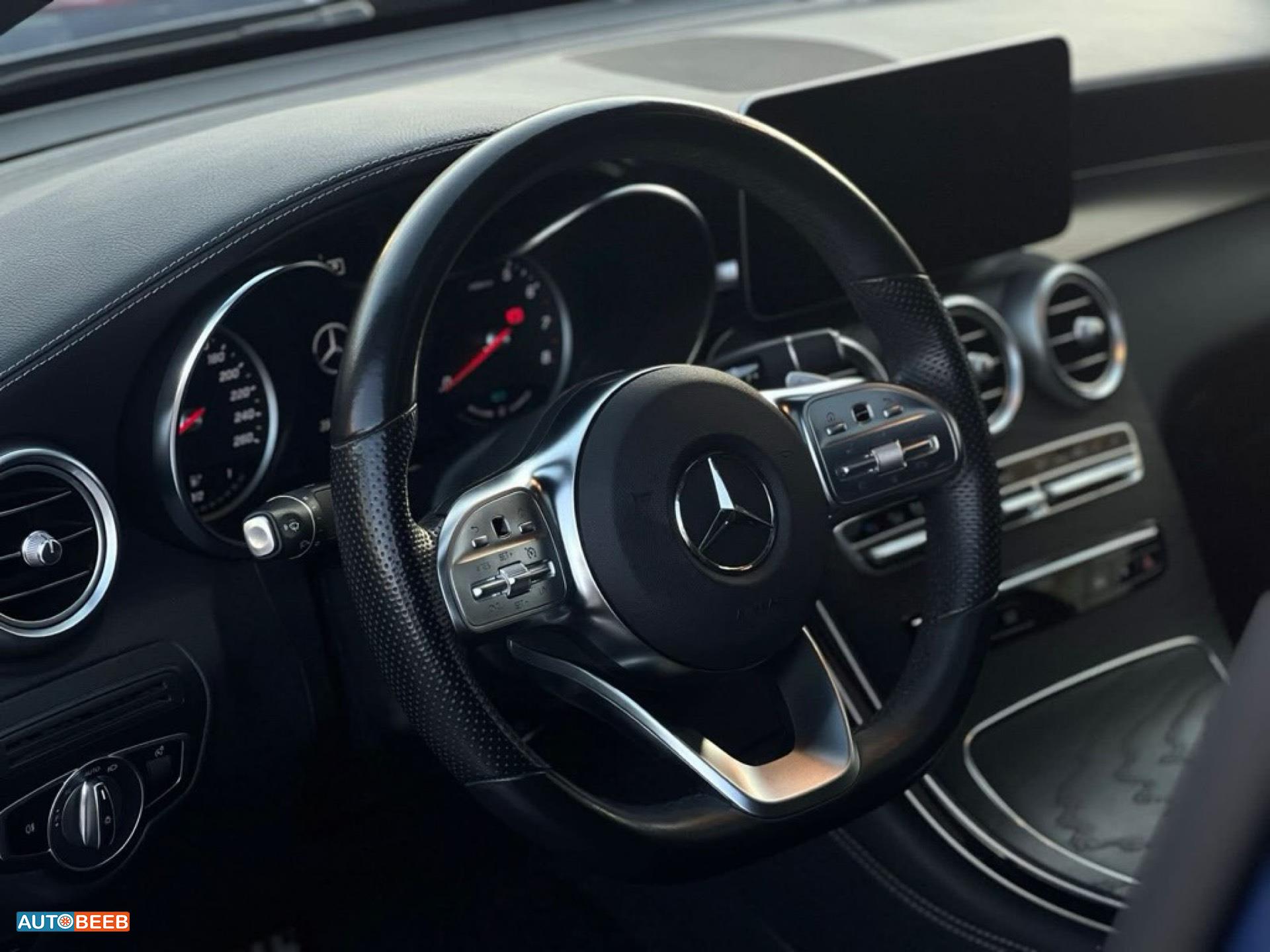 مرسيدس بنز GLC200 2020