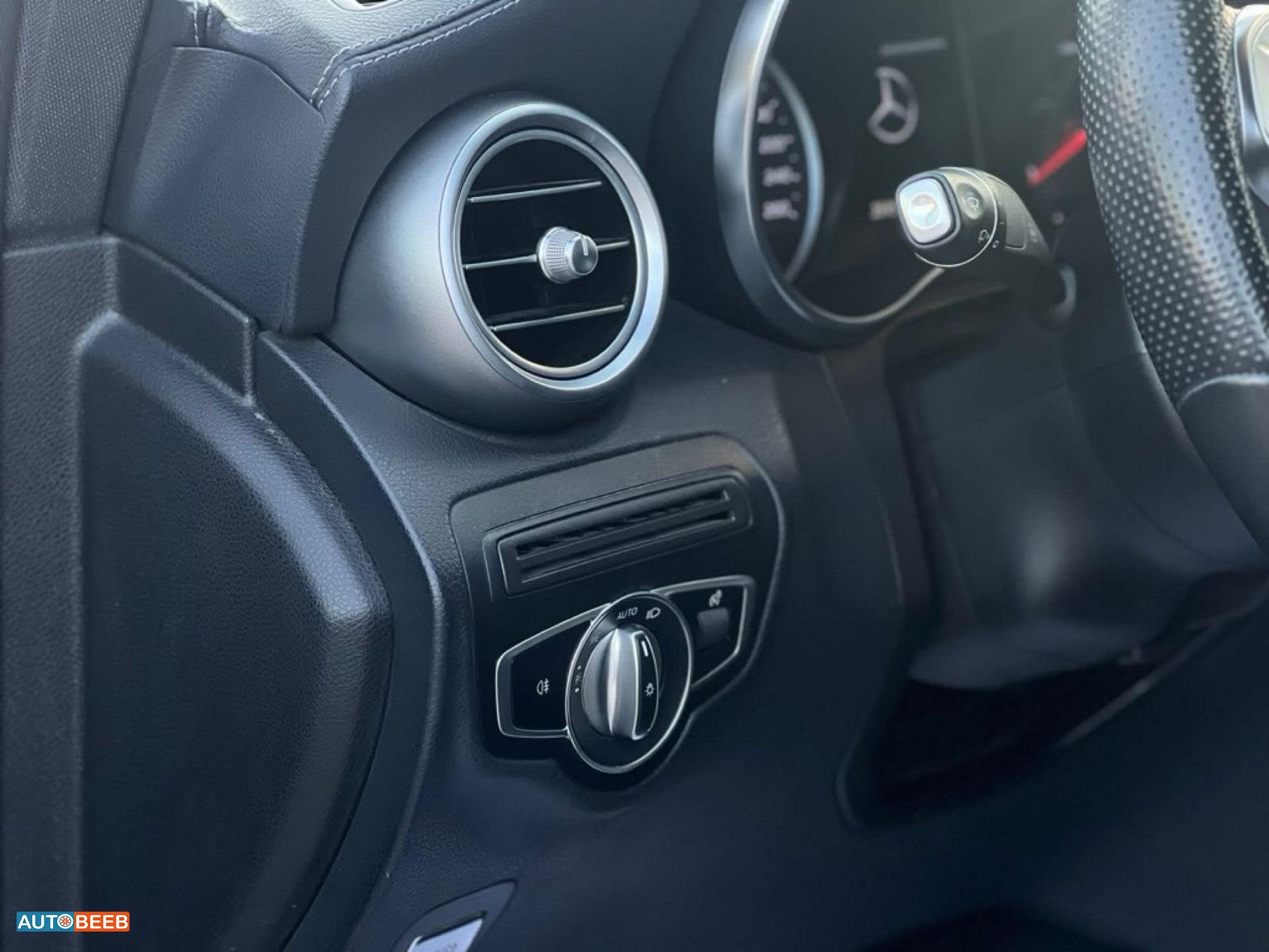 مرسيدس بنز GLC200 2020