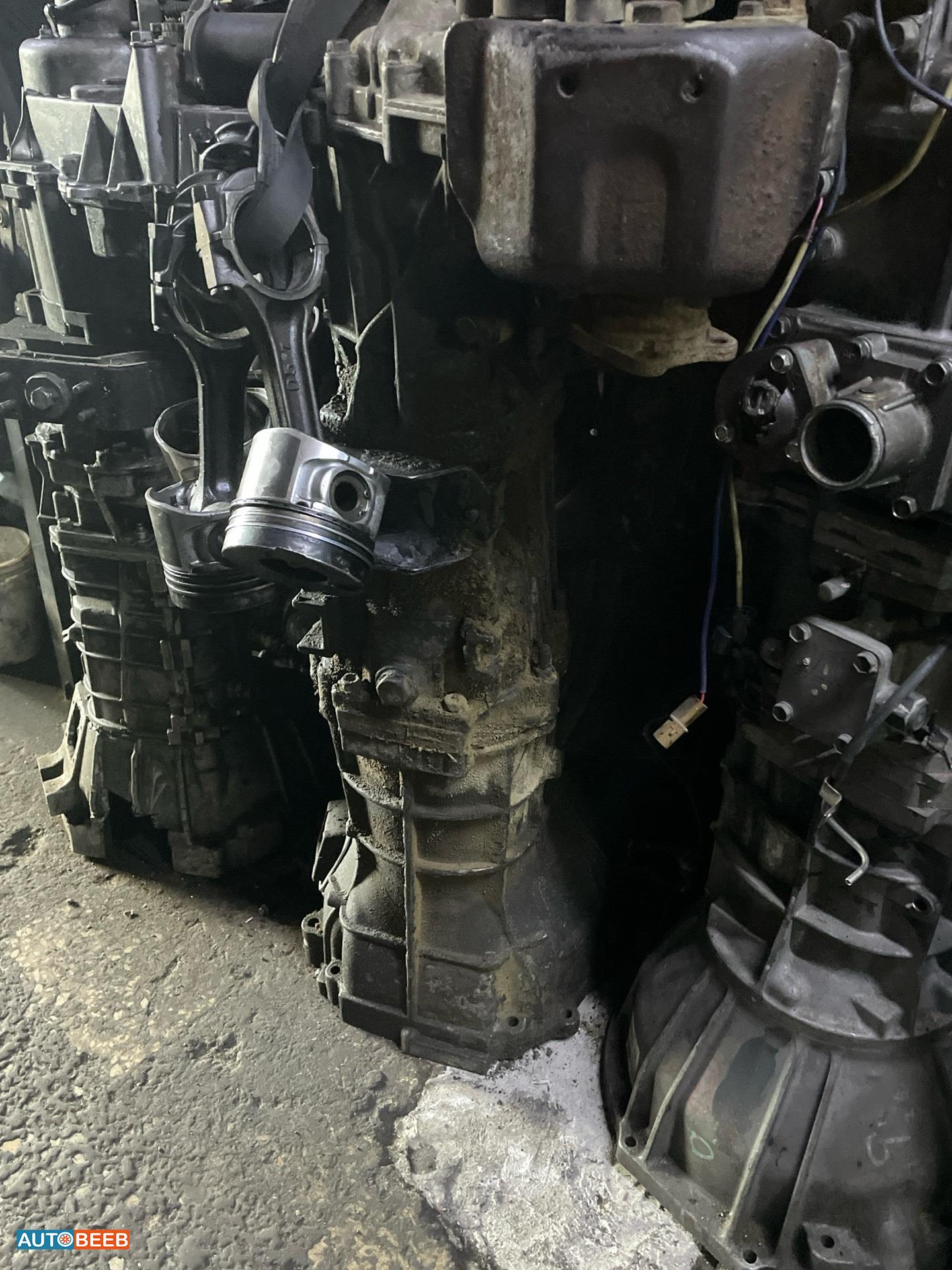  Gear Box Mitsubishi L200