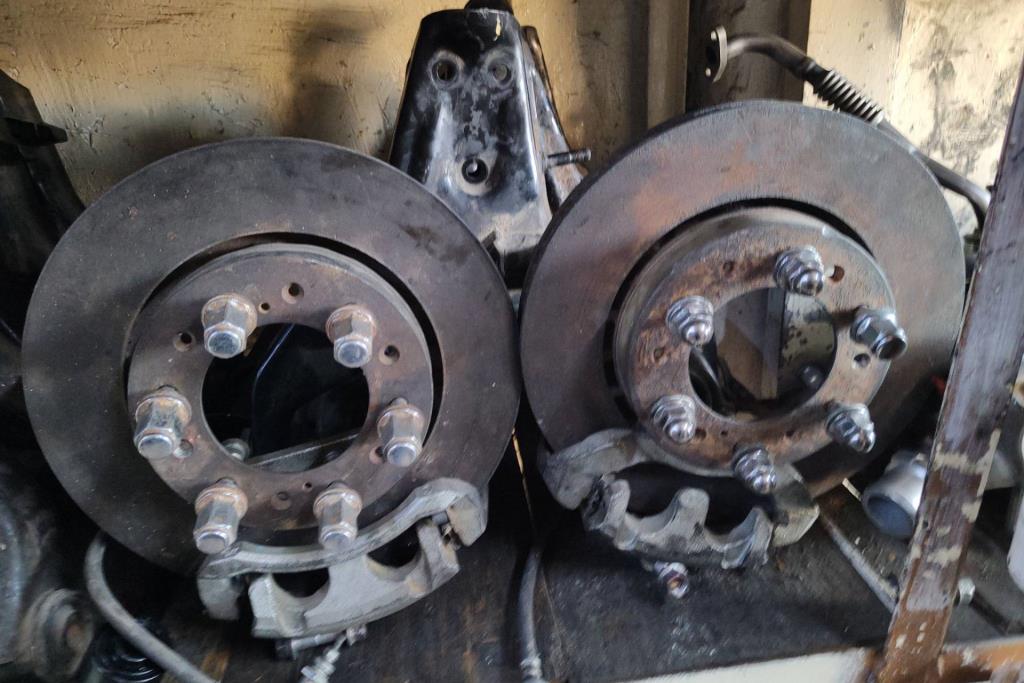  Mechanics  Isuzu D-Max