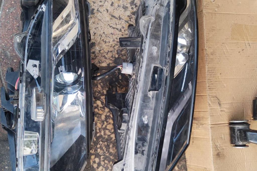 Lights Front light Mitsubishi L200