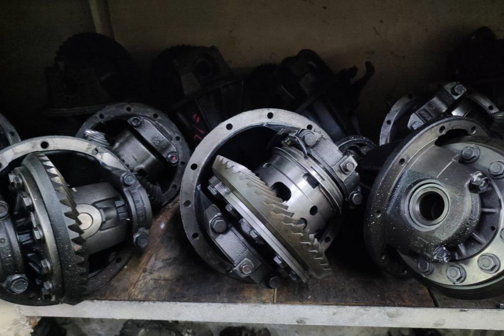  Mechanics  Mitsubishi L200