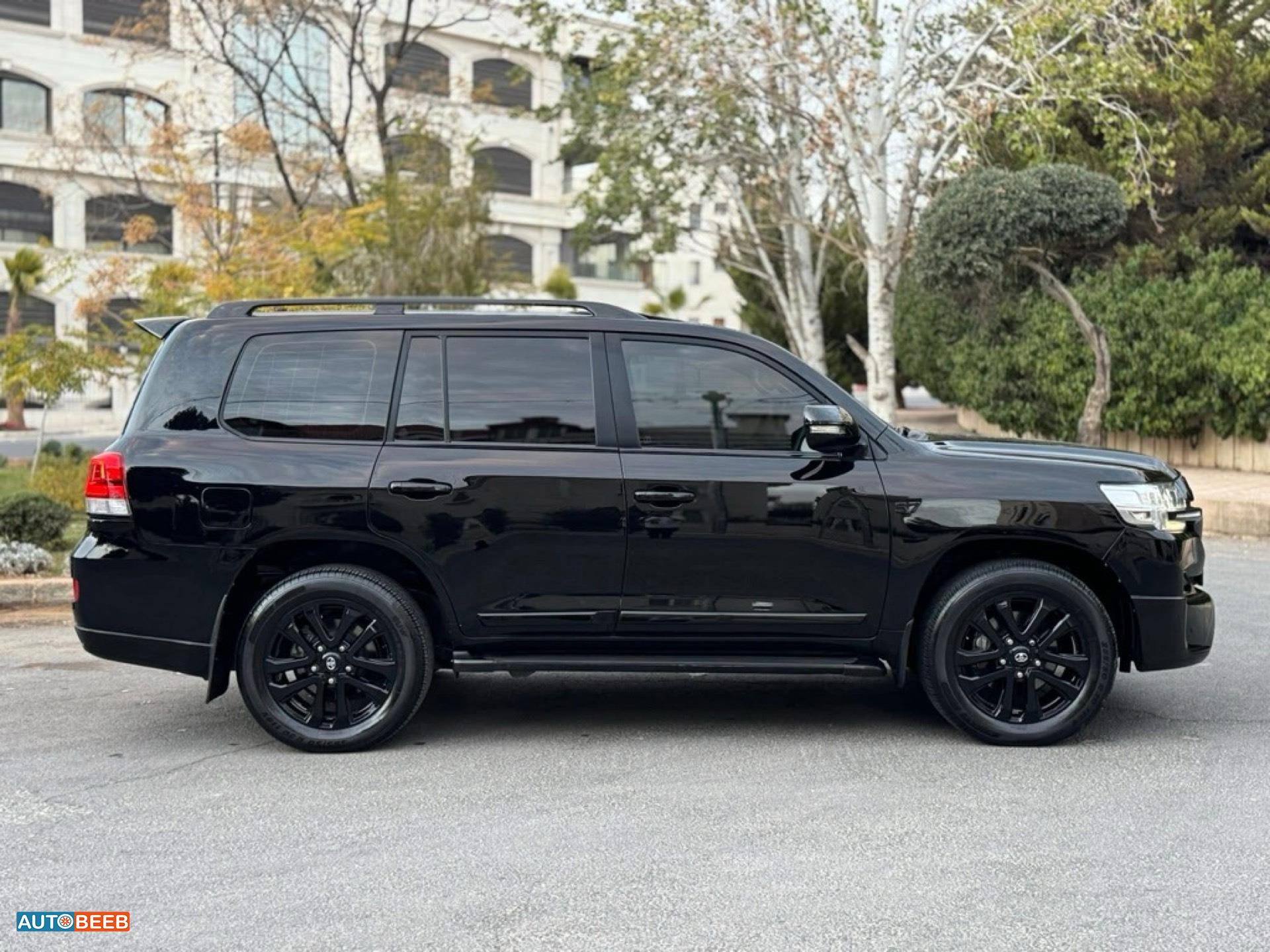 Toyota Land Cruiser 2018