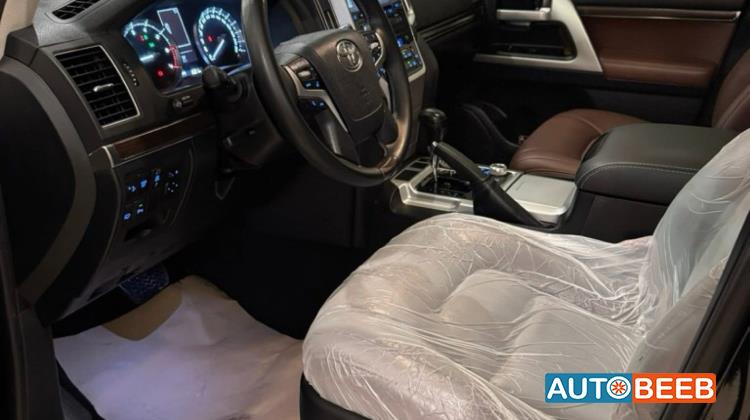 Toyota Land Cruiser 2018