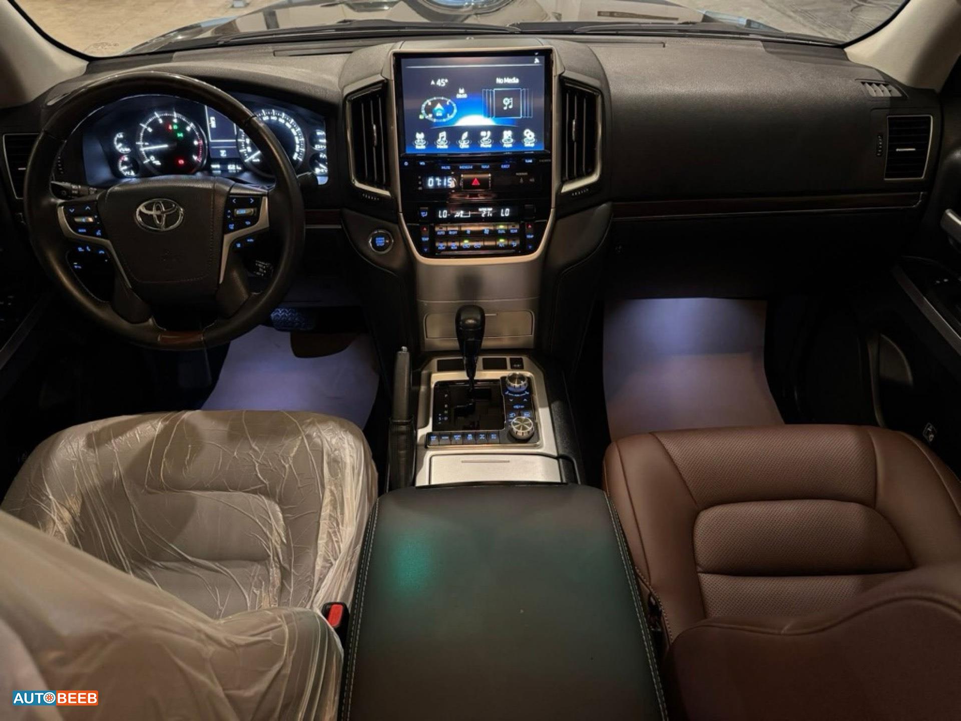 Toyota Land Cruiser 2018