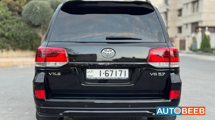 Toyota Land Cruiser 2018