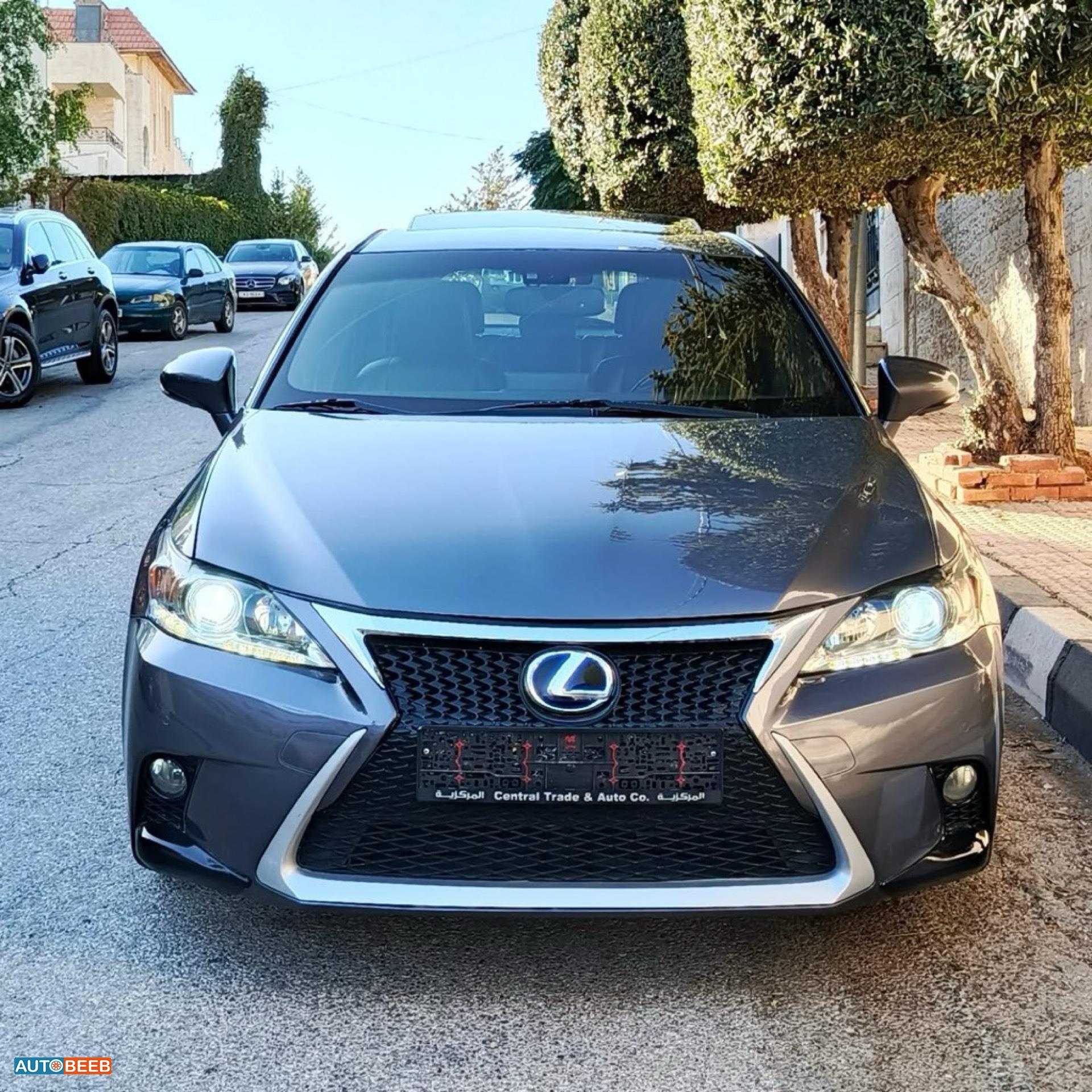 Lexus CT200 2014