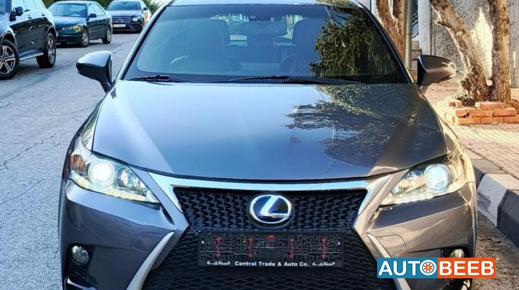 Lexus CT200 2014