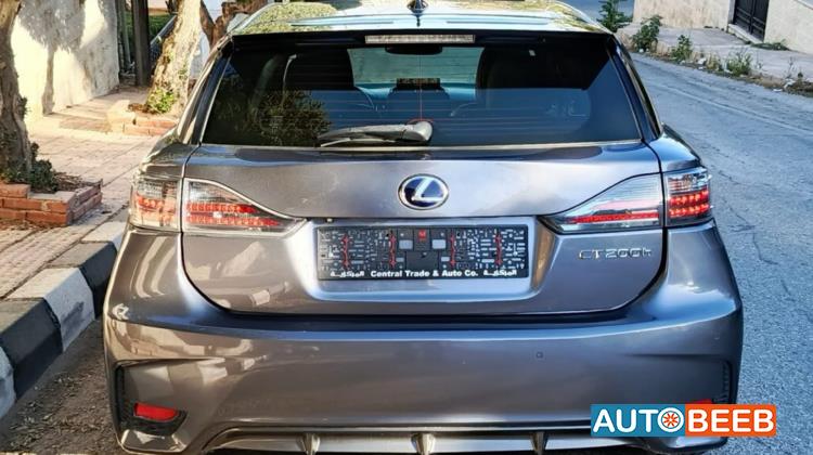 Lexus CT200 2014