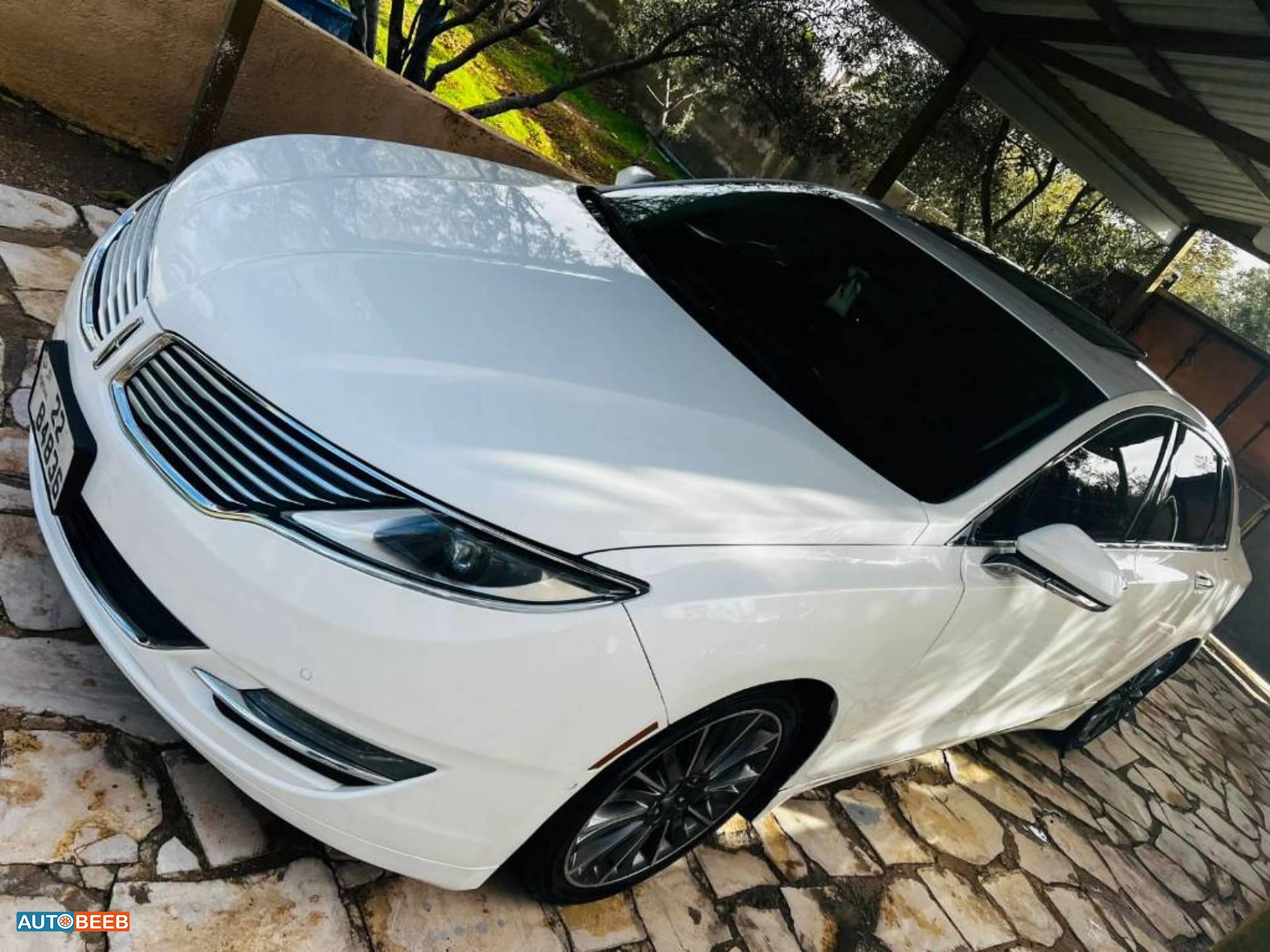 Lincoln MKZ 2014