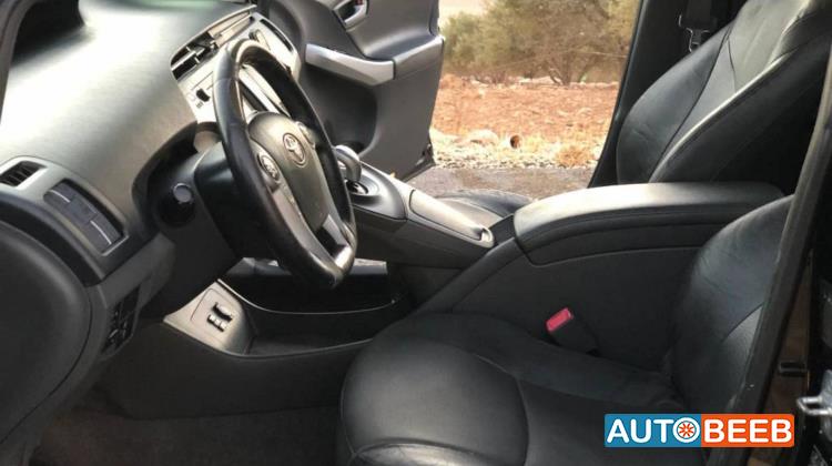 Toyota Prius 2010