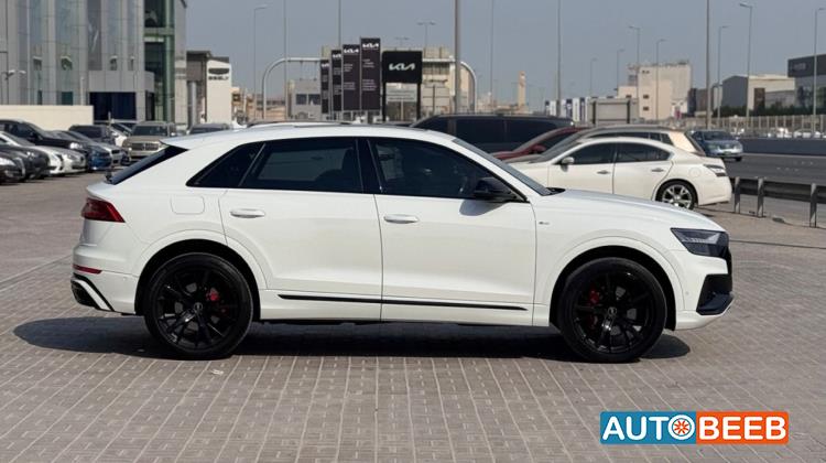 Audi Q8 2021