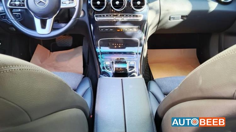 Mercedes Benz C200 2020