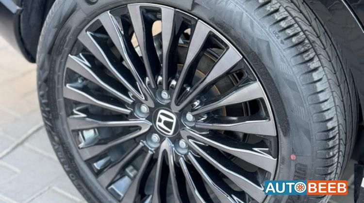 هوندا e:NS1 2023