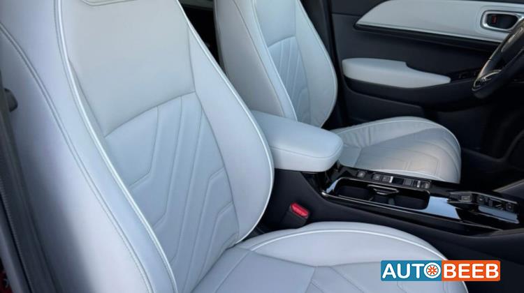 هوندا e:NS1 2023