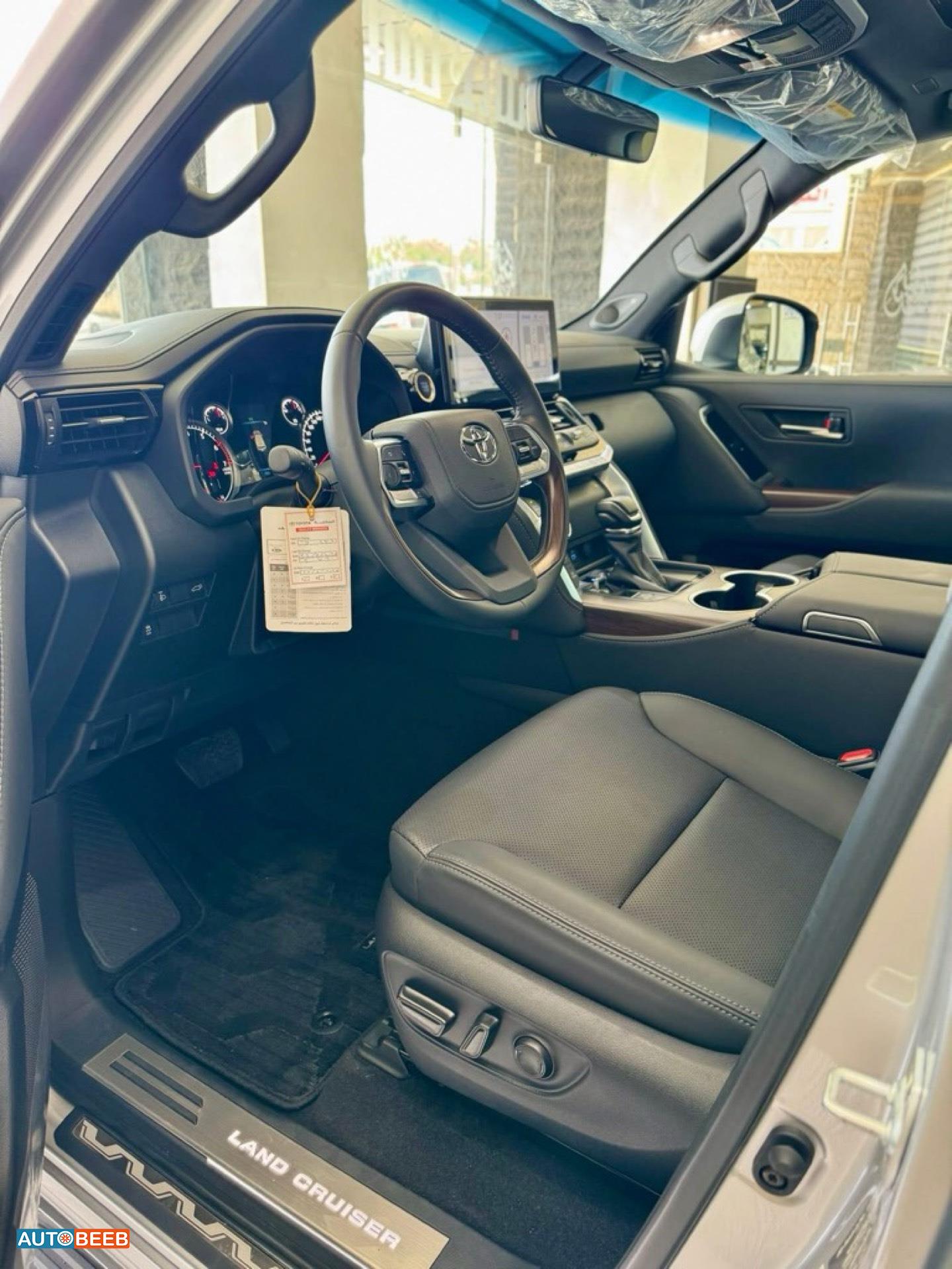 Toyota Land Cruiser 2024