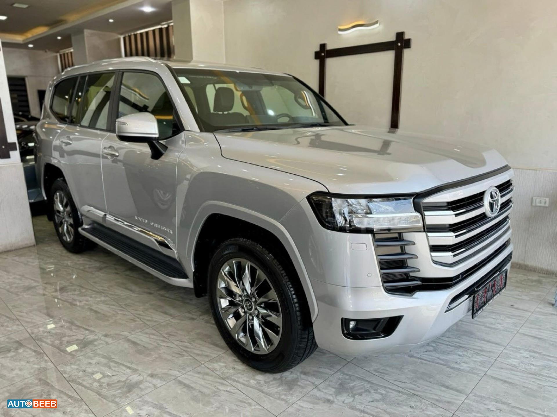 Toyota Land Cruiser 2024