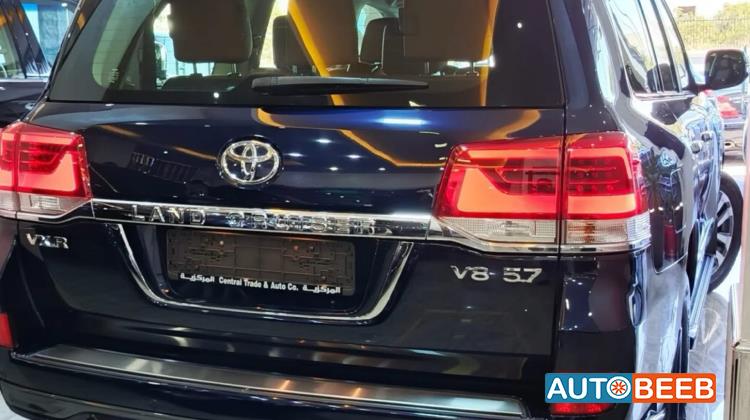 Toyota Land Cruiser 2018