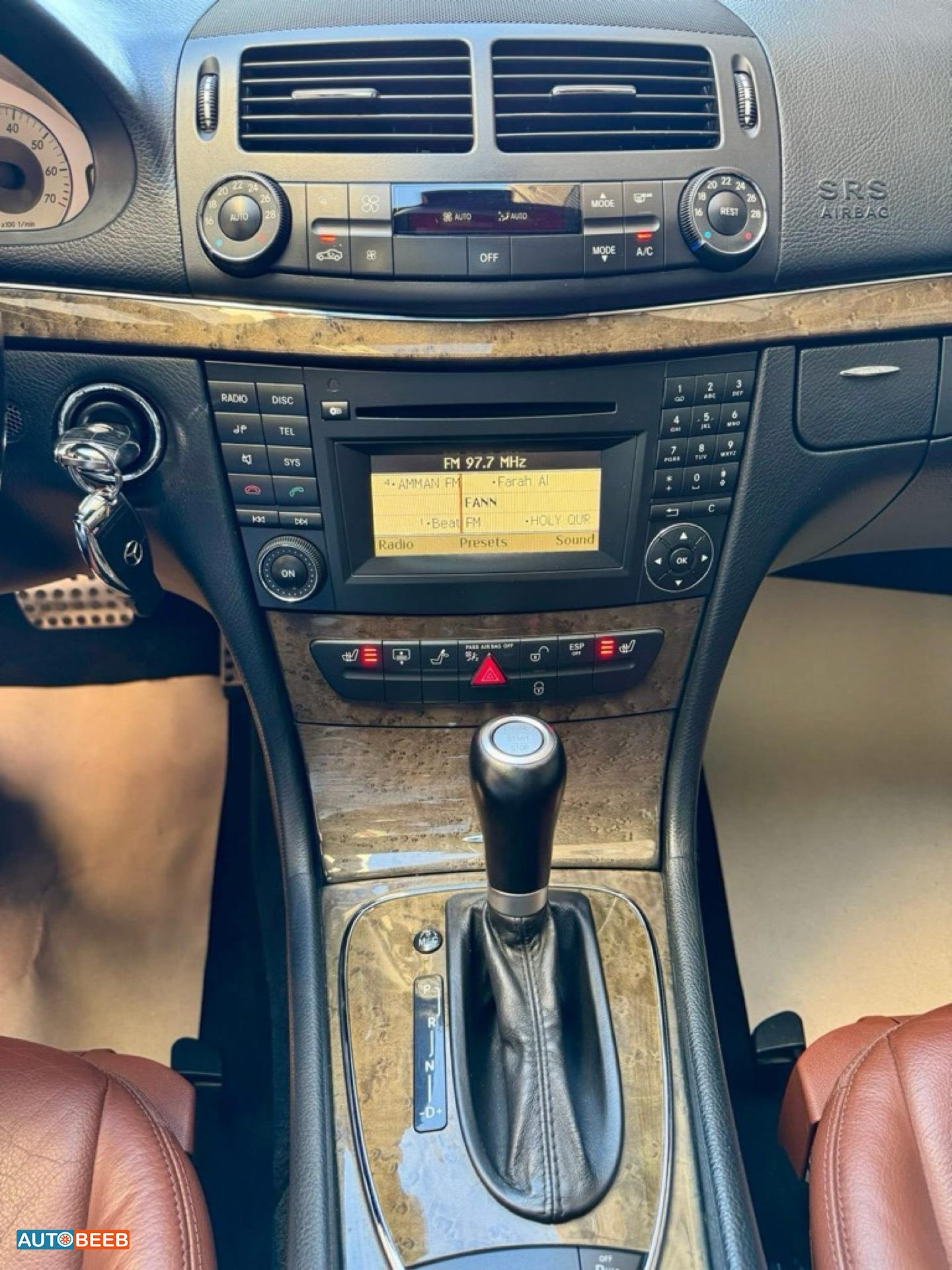 Mercedes Benz E200 2009