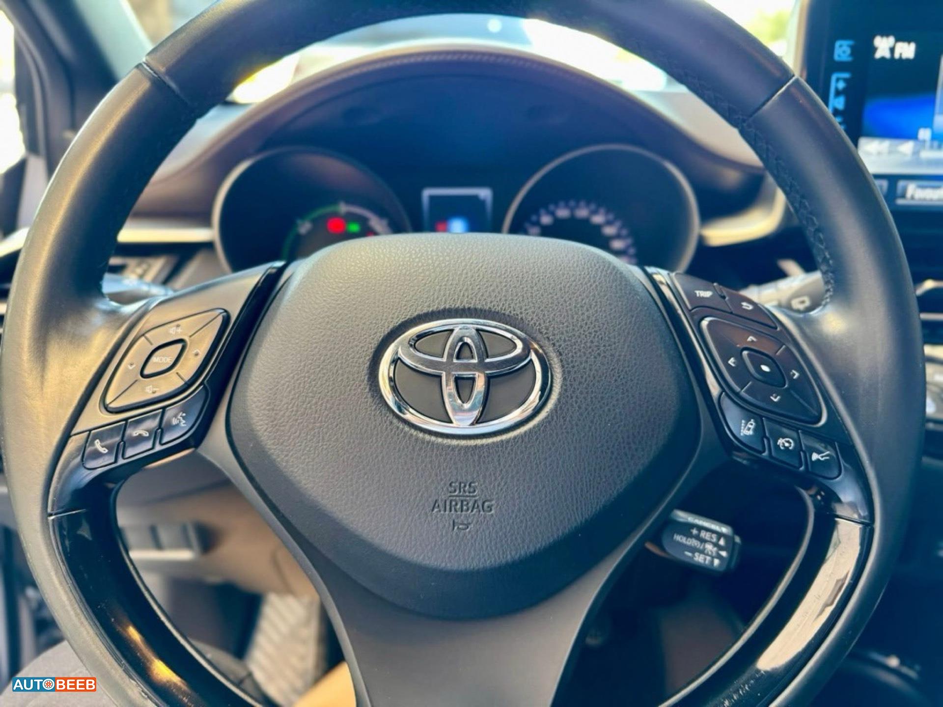 تويوتا CHR 2018