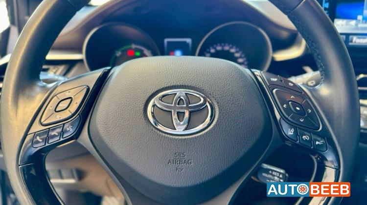 تويوتا CHR 2018