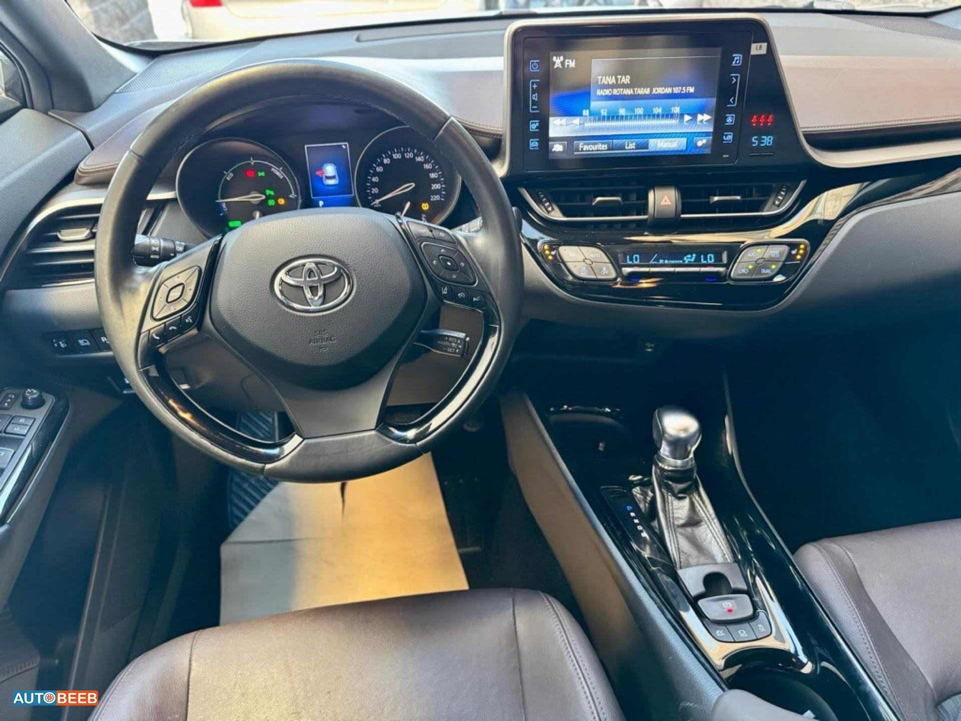 تويوتا CHR 2018