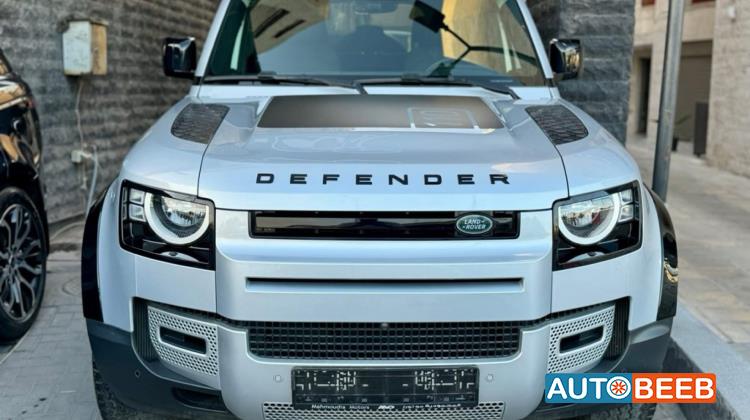 Land Rover Defender 2023