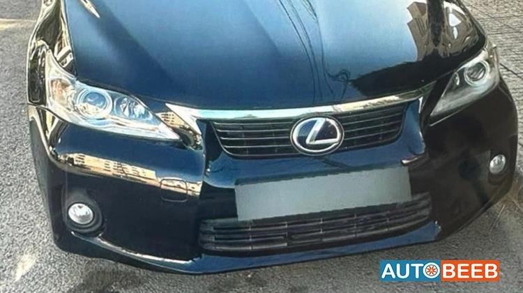 Lexus CT200 2012
