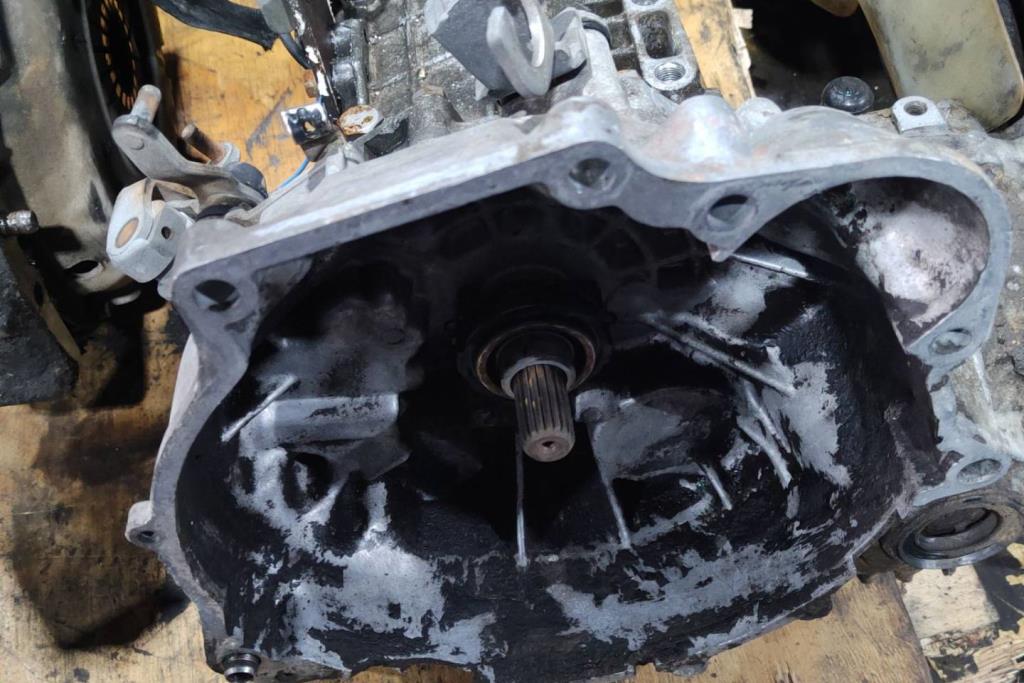  Gear Box Mitsubishi Lancer