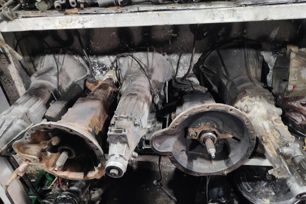  Gear Box Toyota Hilux