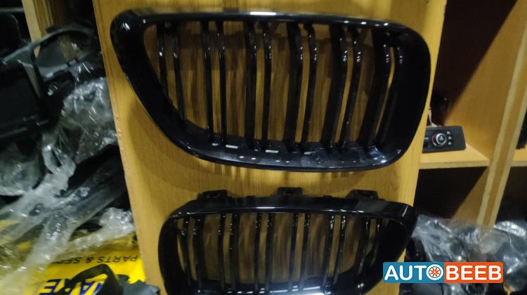 Body  Grilles BMW 225