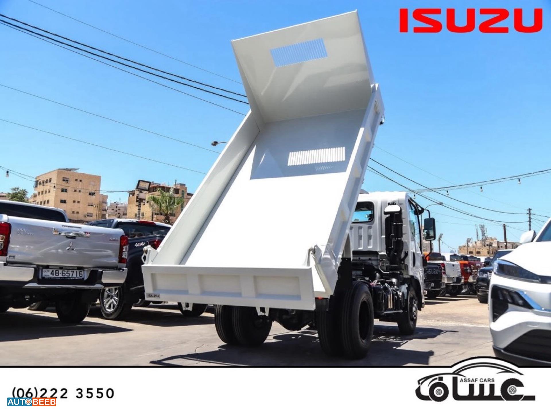 Tipper Isuzu 2026