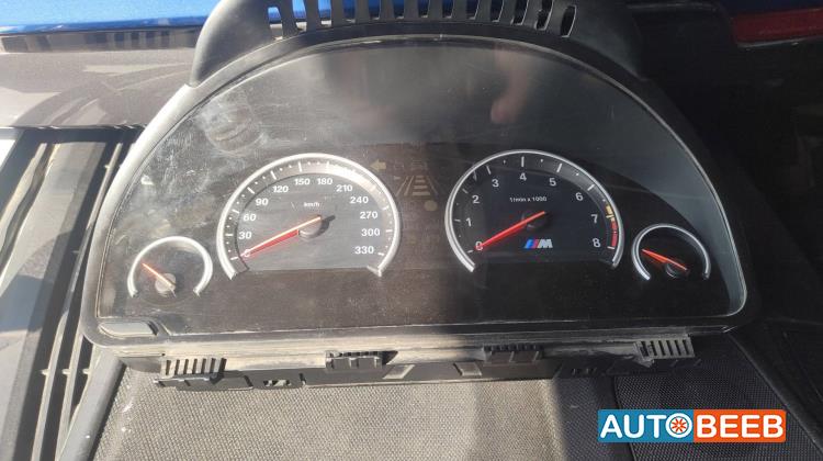 Cabin  Dashboard BMW M6