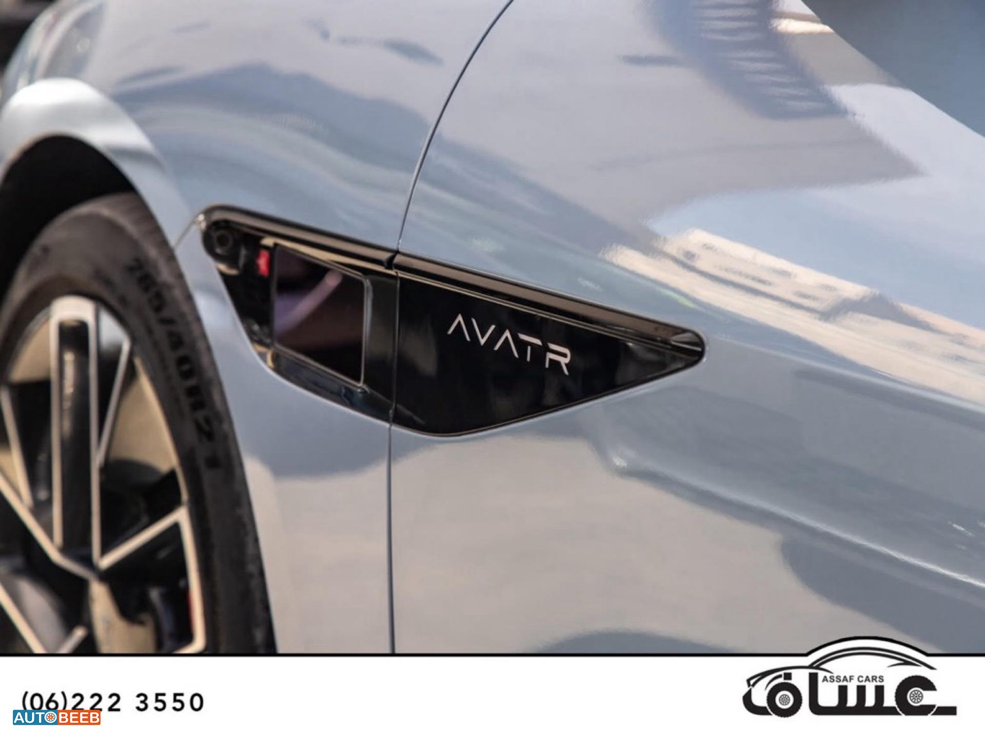 Avatr Model 12 2023