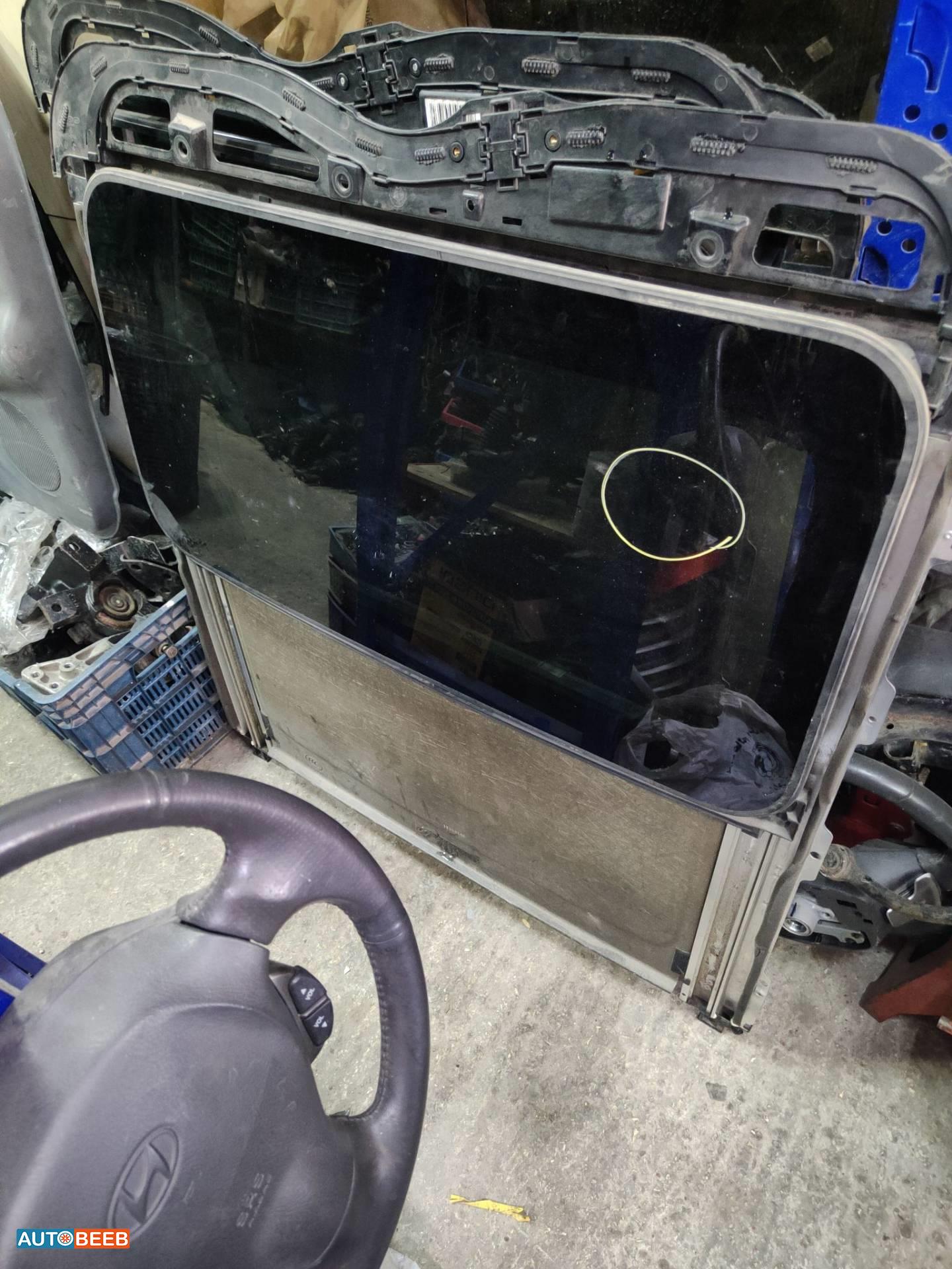 Body  Sunroof Hyundai Avante