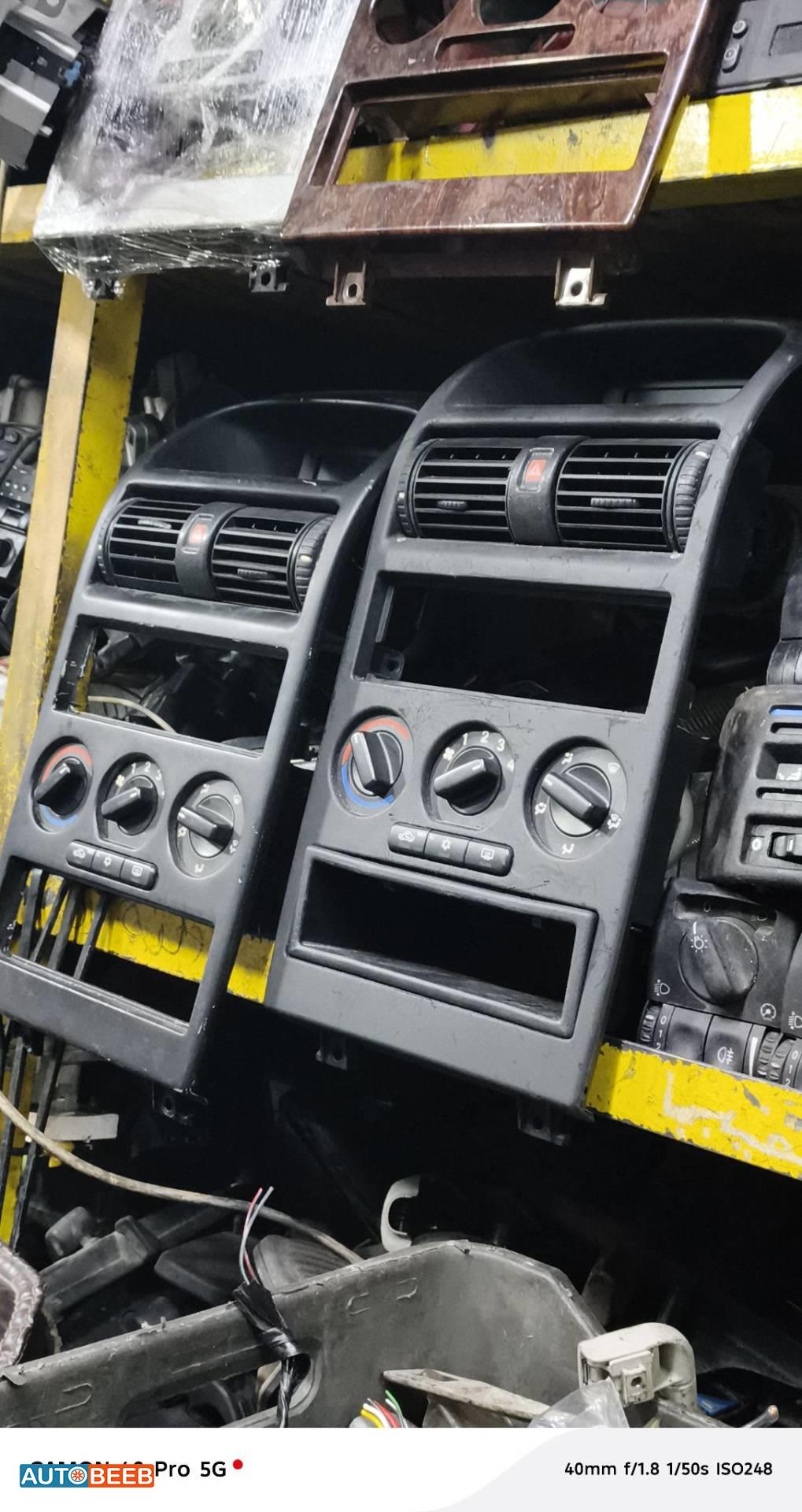 Cabin  Dashboard Opel Astra