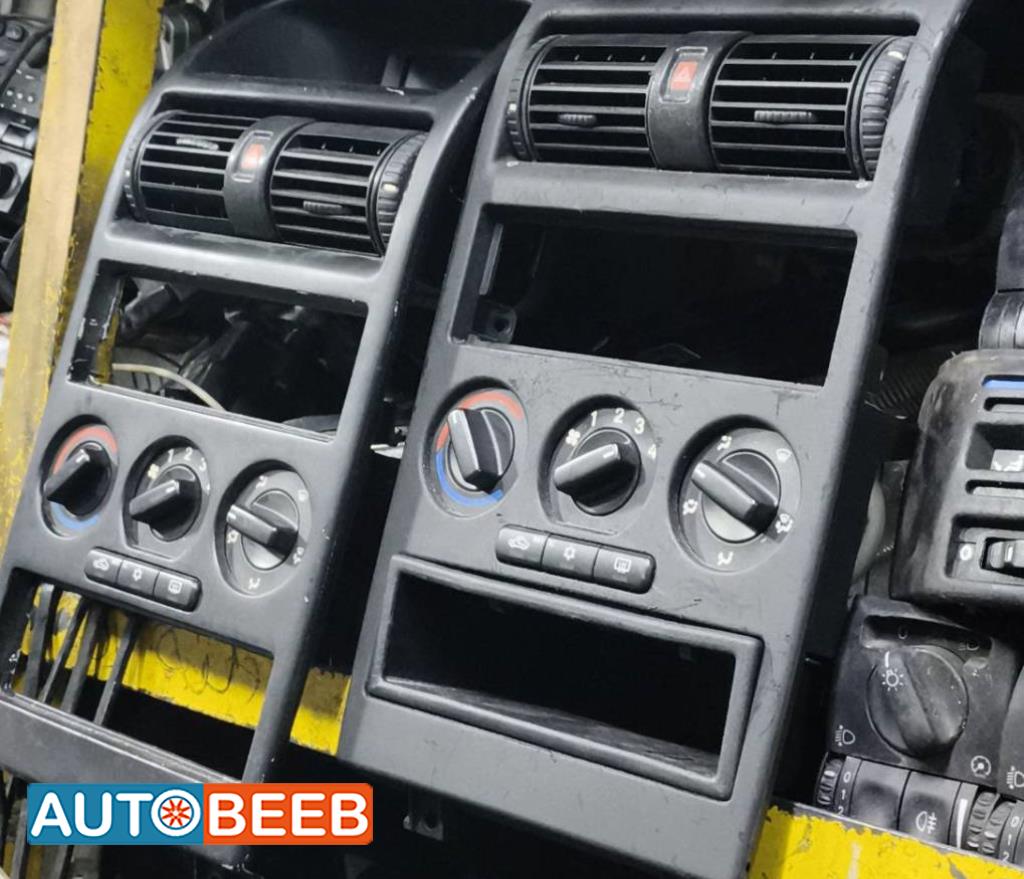 Cabin  Dashboard Opel Astra