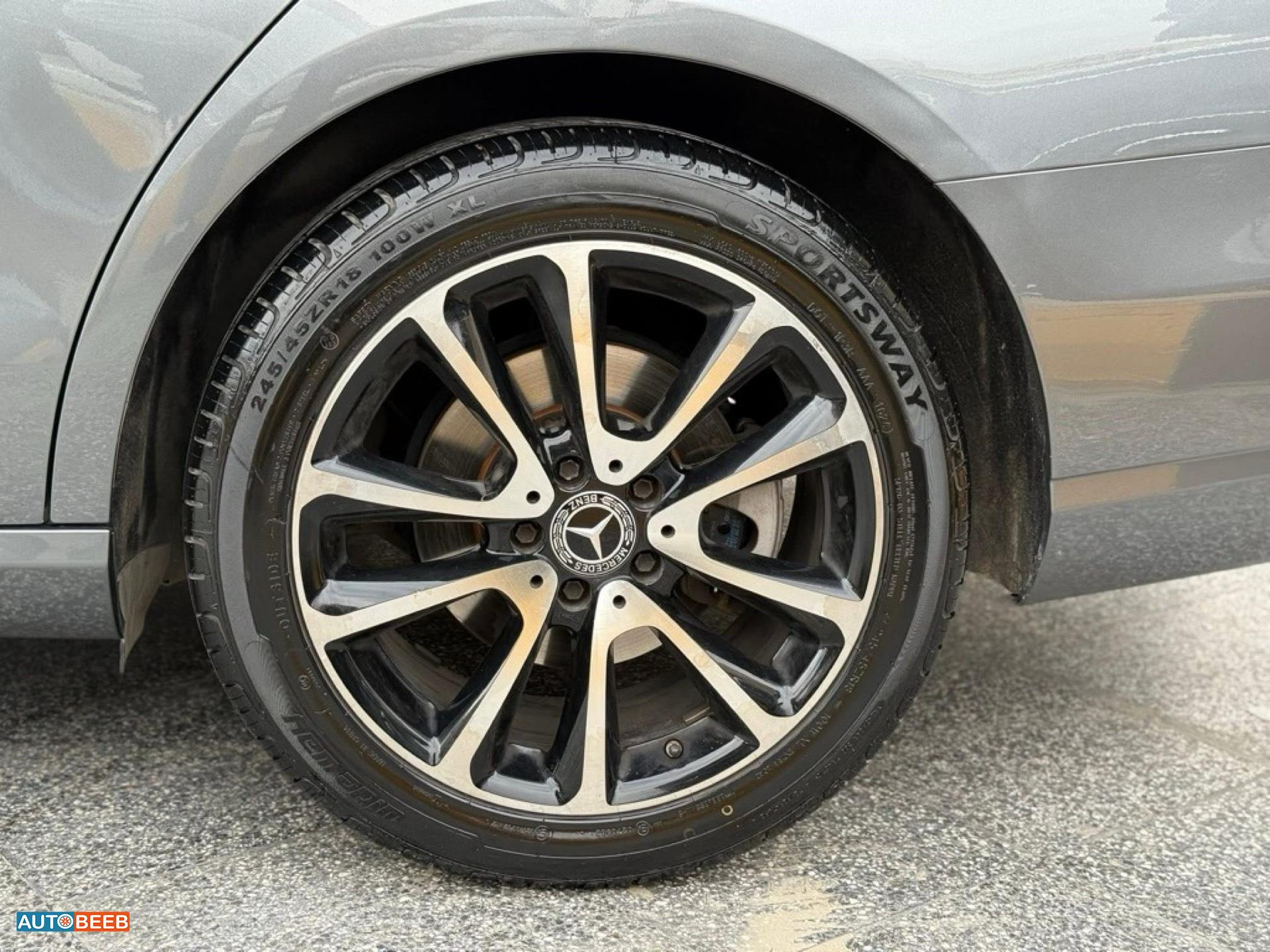 Mercedes Benz E200 2021