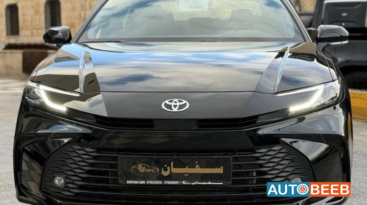تويوتا كامري 2025