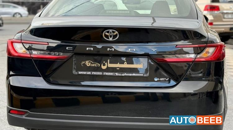 تويوتا كامري 2025