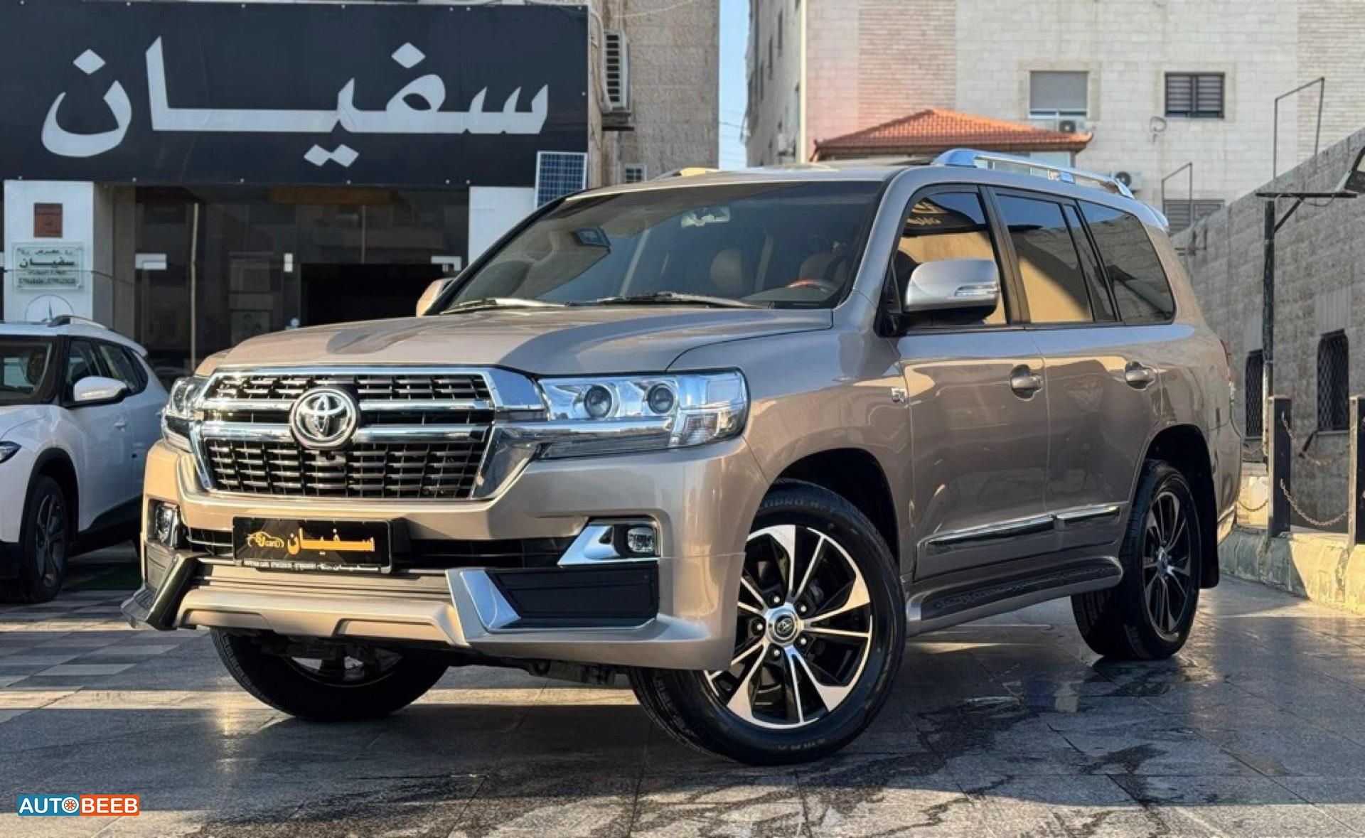 Toyota Land Cruiser 2014