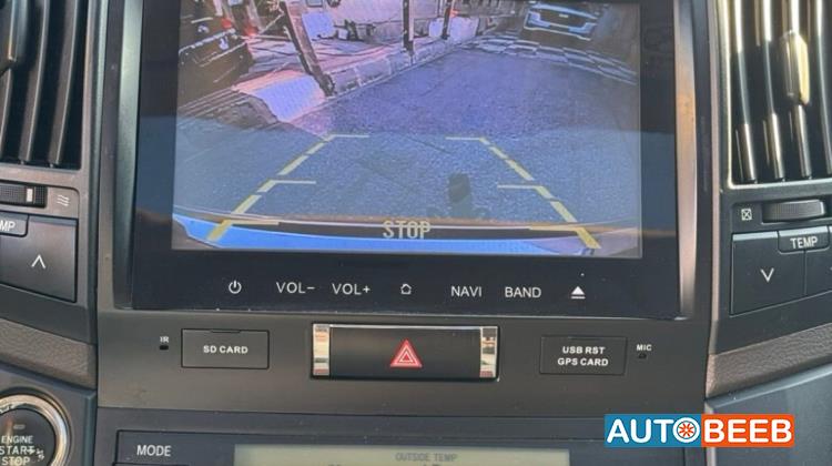 Toyota Land Cruiser 2014